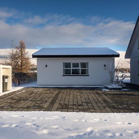 Old Town Modern Apartment Akureyri Eksteriør billede